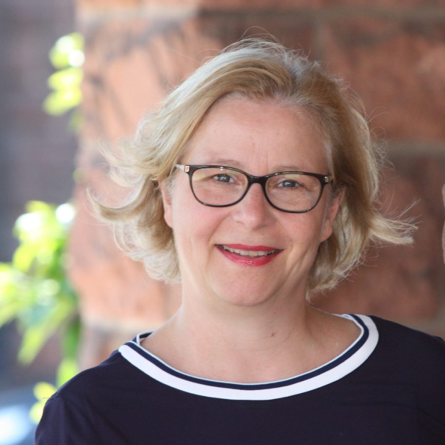 Buchautorin Sue Fröhlich Buchautorin Sue Fröhlich
